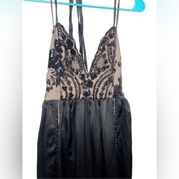 WHO I AM Sequin Body Suit Floor Length Dress Black and Nude Size 8 - Picture 2 of 6
